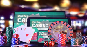 Slot Integration in Online Casinos: Aggregated Packages or Direct Provider Partnerships